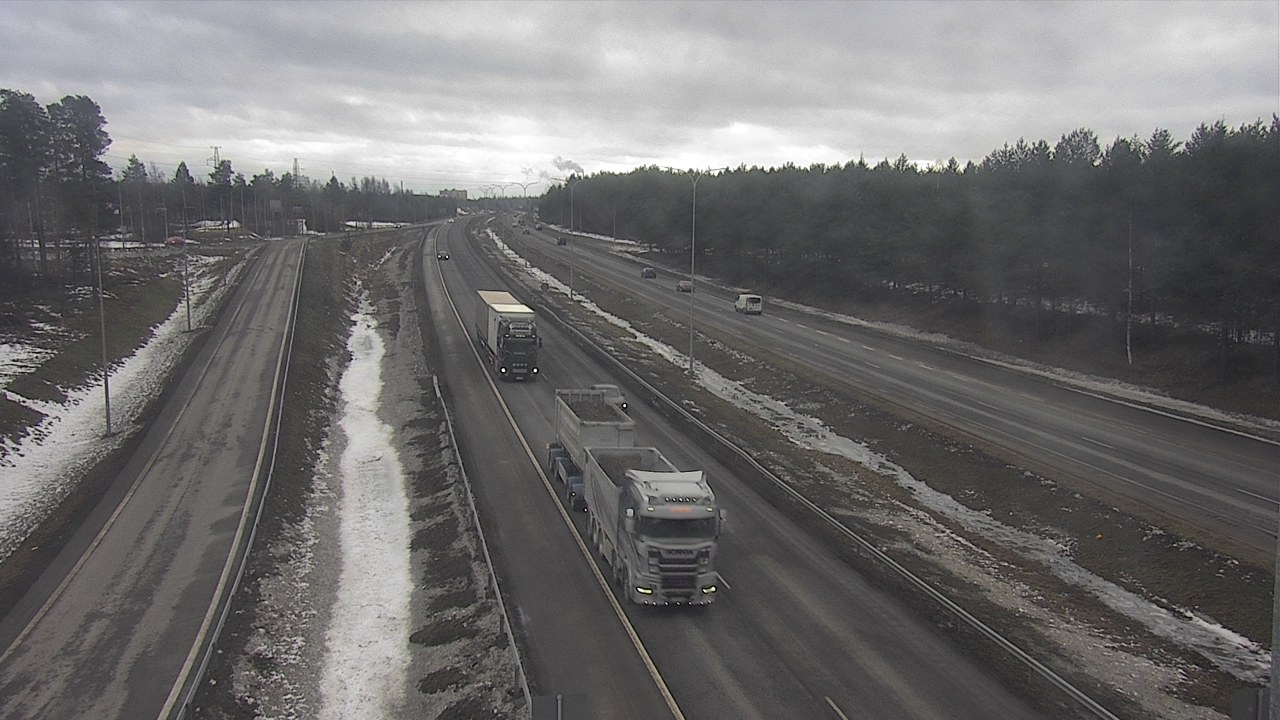 Weather Camera Image Väg 4 Oleåborg, Pateniemi, Oulu, Pohjois-Pohjanmaa