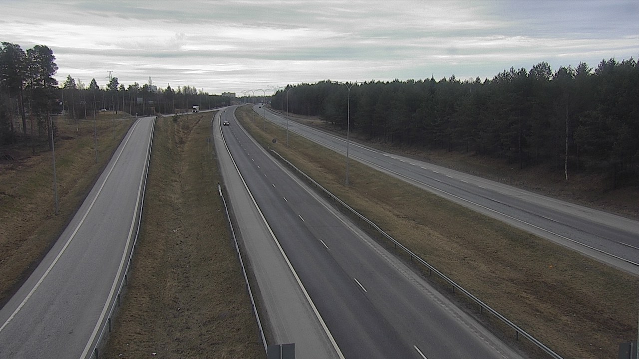 Weather Camera Image Road 4 Oulu, Pateniemi, Oulu, Pohjois-Pohjanmaa