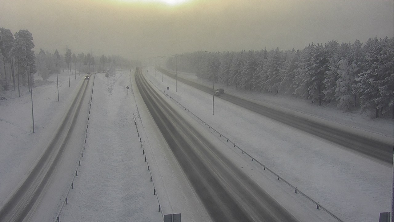 Weather Camera Image Road 4 Oulu, Pateniemi, Oulu, Pohjois-Pohjanmaa