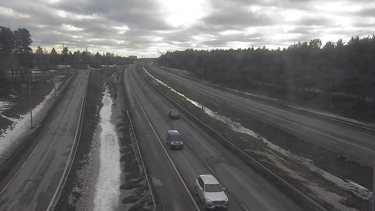 Weather Camera Image Road 4 Oulu, Pateniemi, Oulu, Pohjois-Pohjanmaa