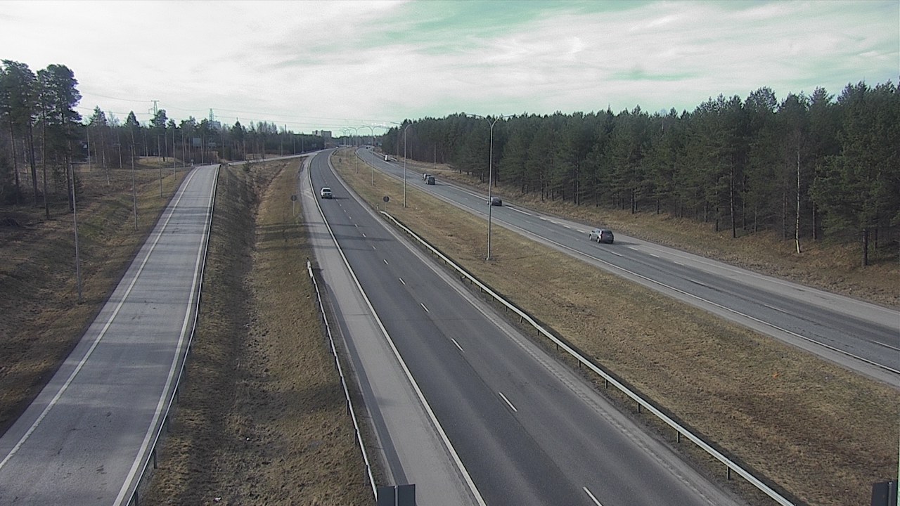 Weather Camera Image Väg 4 Oleåborg, Pateniemi, Oulu, Pohjois-Pohjanmaa