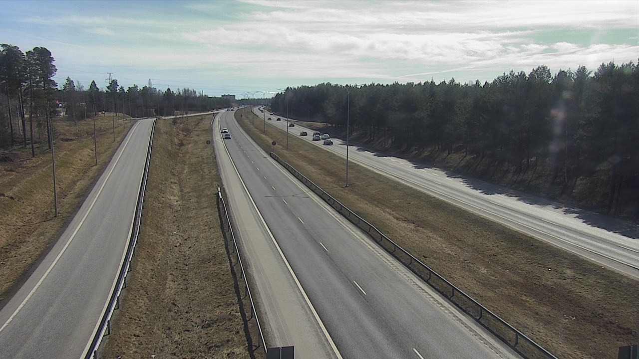Weather Camera Image Väg 4 Oleåborg, Pateniemi, Oulu, Pohjois-Pohjanmaa