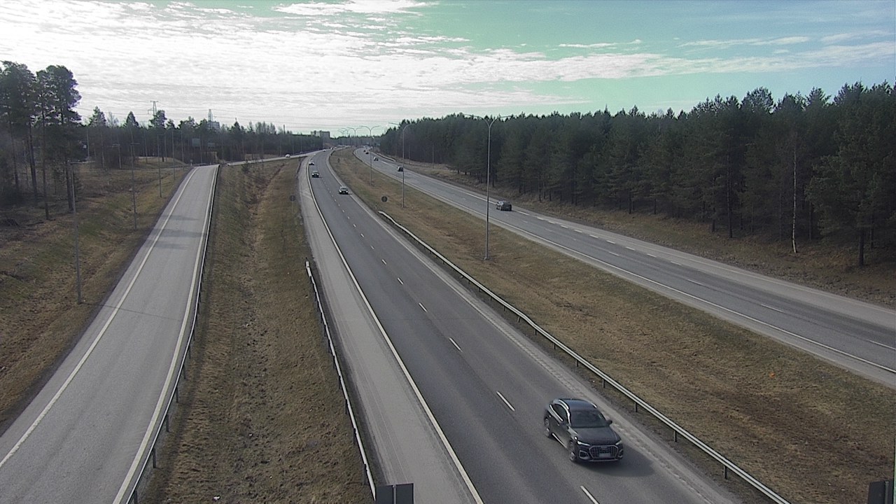 Weather Camera Image Road 4 Oulu, Pateniemi, Oulu, Pohjois-Pohjanmaa
