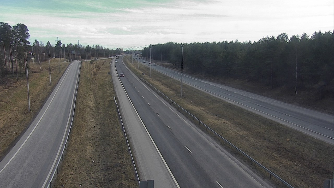 Weather Camera Image Väg 4 Oleåborg, Pateniemi, Oulu, Pohjois-Pohjanmaa