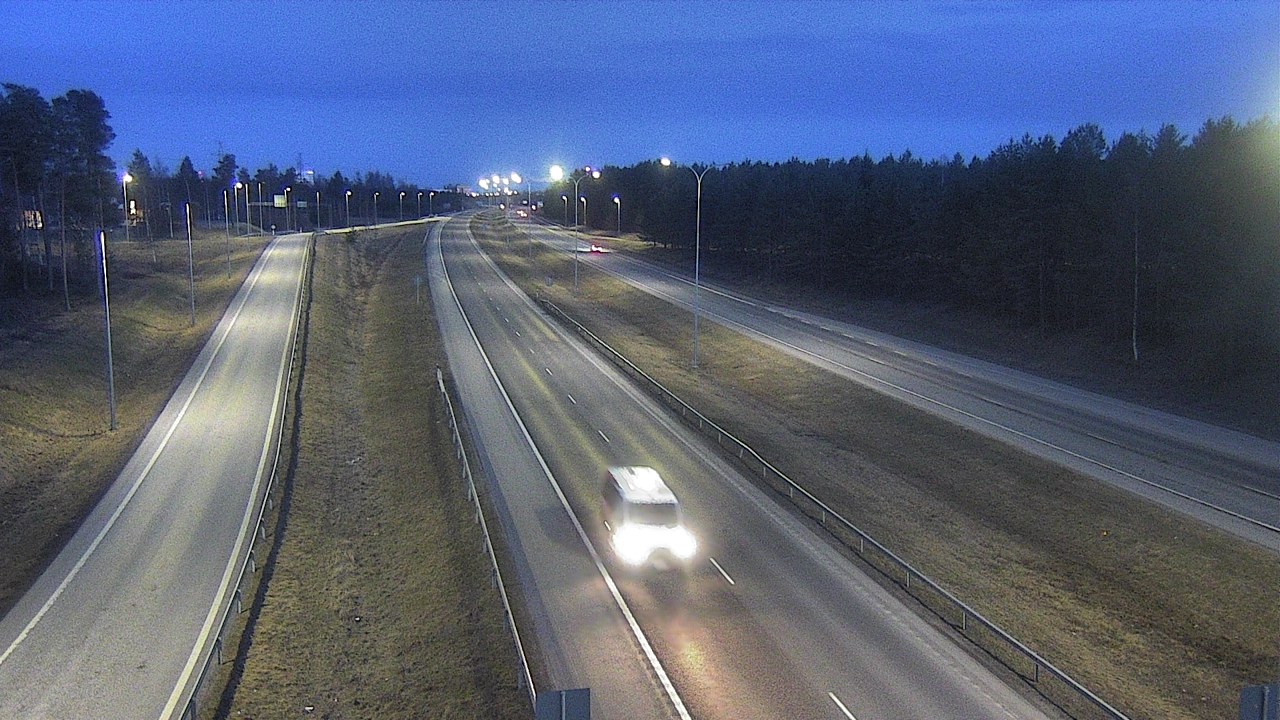 Weather Camera Image Väg 4 Oleåborg, Pateniemi, Oulu, Pohjois-Pohjanmaa