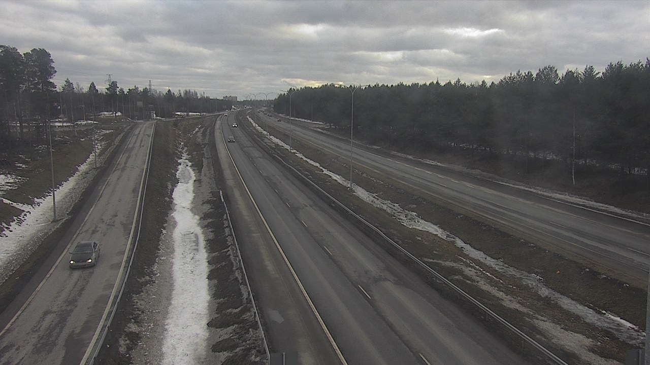 Weather Camera Image Road 4 Oulu, Pateniemi, Oulu, Pohjois-Pohjanmaa