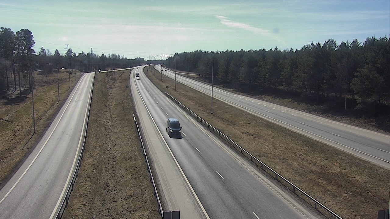 Weather Camera Image Väg 4 Oleåborg, Pateniemi, Oulu, Pohjois-Pohjanmaa