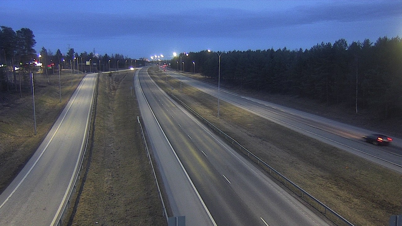 Weather Camera Image Väg 4 Oleåborg, Pateniemi, Oulu, Pohjois-Pohjanmaa