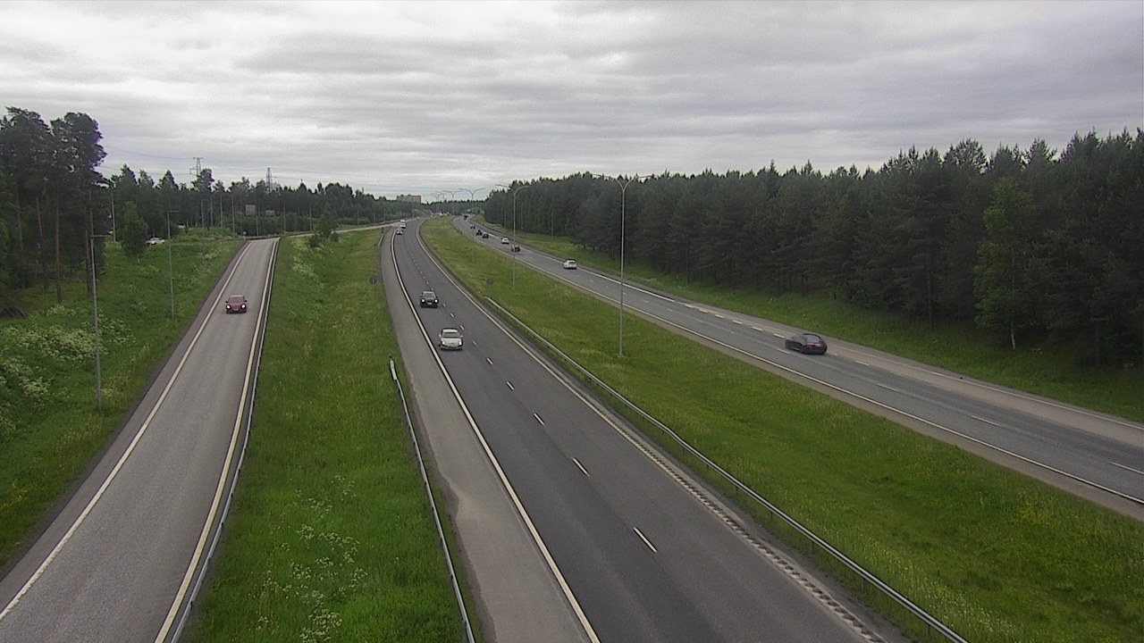Weather Camera Image Väg 4 Oleåborg, Pateniemi, Oulu, Pohjois-Pohjanmaa