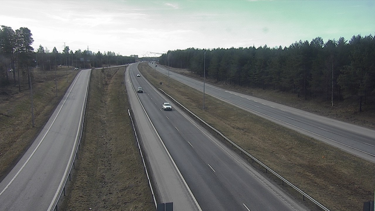 Weather Camera Image Väg 4 Oleåborg, Pateniemi, Oulu, Pohjois-Pohjanmaa