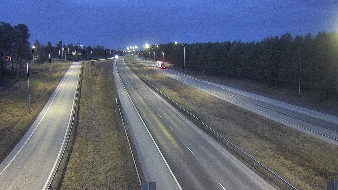 Weather Camera Image Väg 4 Oleåborg, Pateniemi, Oulu, Pohjois-Pohjanmaa