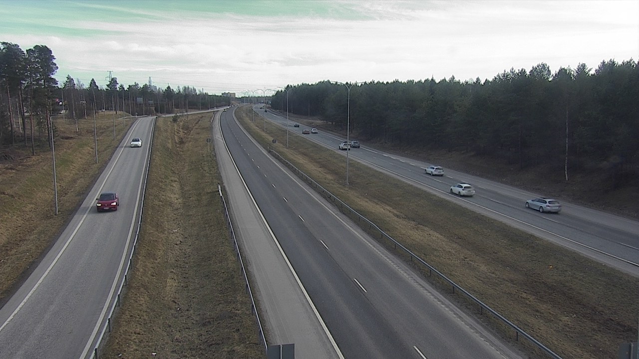 Weather Camera Image Väg 4 Oleåborg, Pateniemi, Oulu, Pohjois-Pohjanmaa