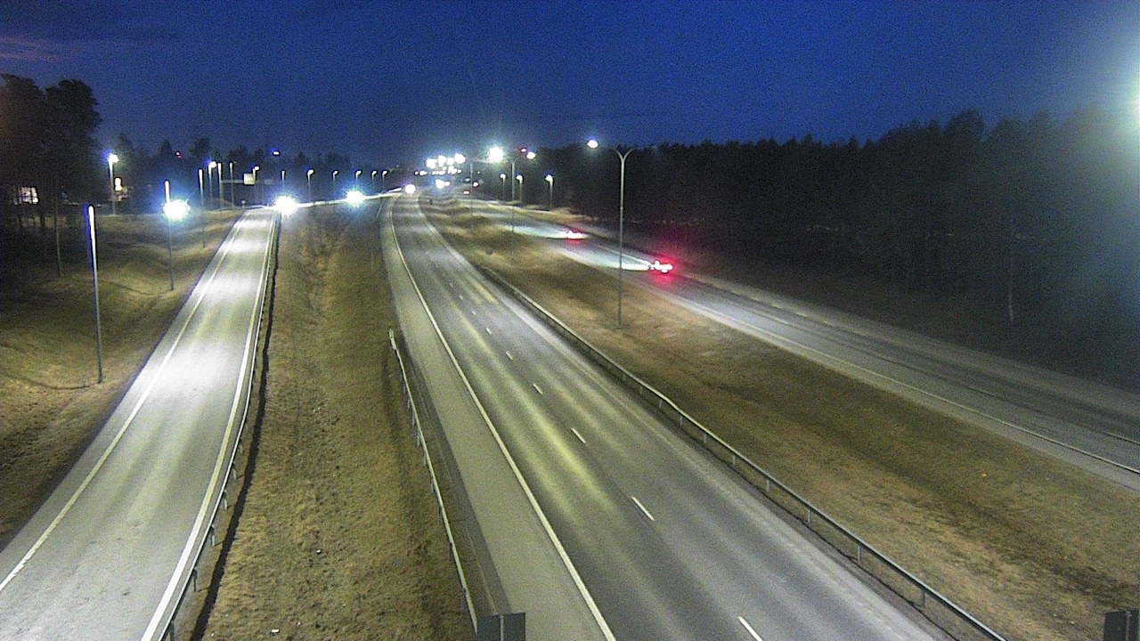 Weather Camera Image Väg 4 Oleåborg, Pateniemi, Oulu, Pohjois-Pohjanmaa