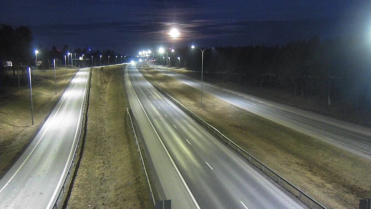 Weather Camera Image Väg 4 Oleåborg, Pateniemi, Oulu, Pohjois-Pohjanmaa