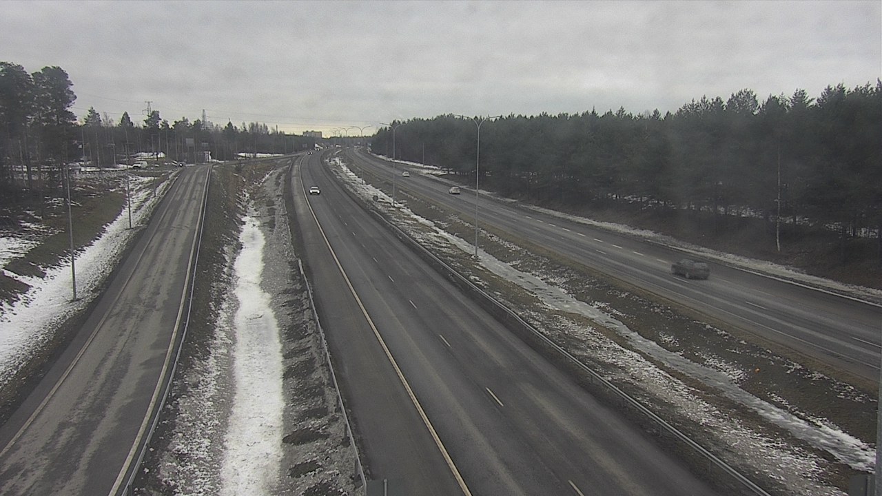 Weather Camera Image Väg 4 Oleåborg, Pateniemi, Oulu, Pohjois-Pohjanmaa