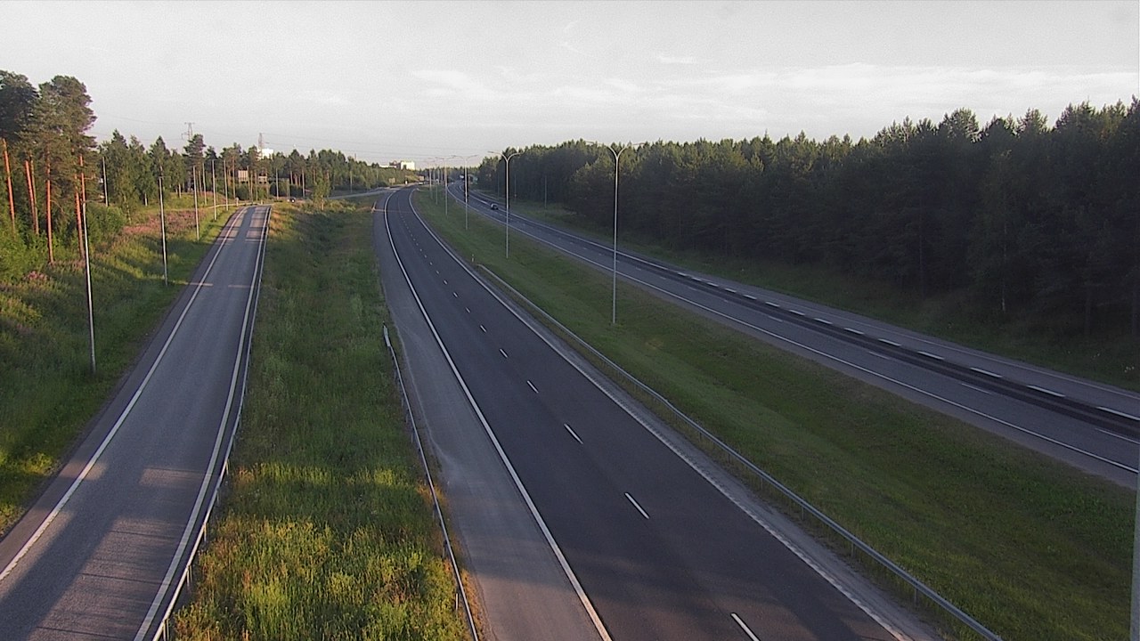 Weather Camera Image Väg 4 Oleåborg, Pateniemi, Oulu, Pohjois-Pohjanmaa