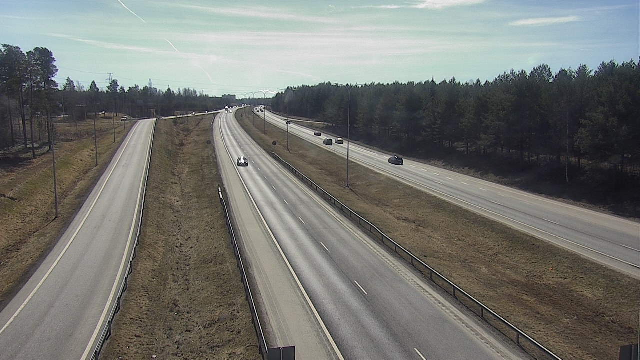 Weather Camera Image Väg 4 Oleåborg, Pateniemi, Oulu, Pohjois-Pohjanmaa