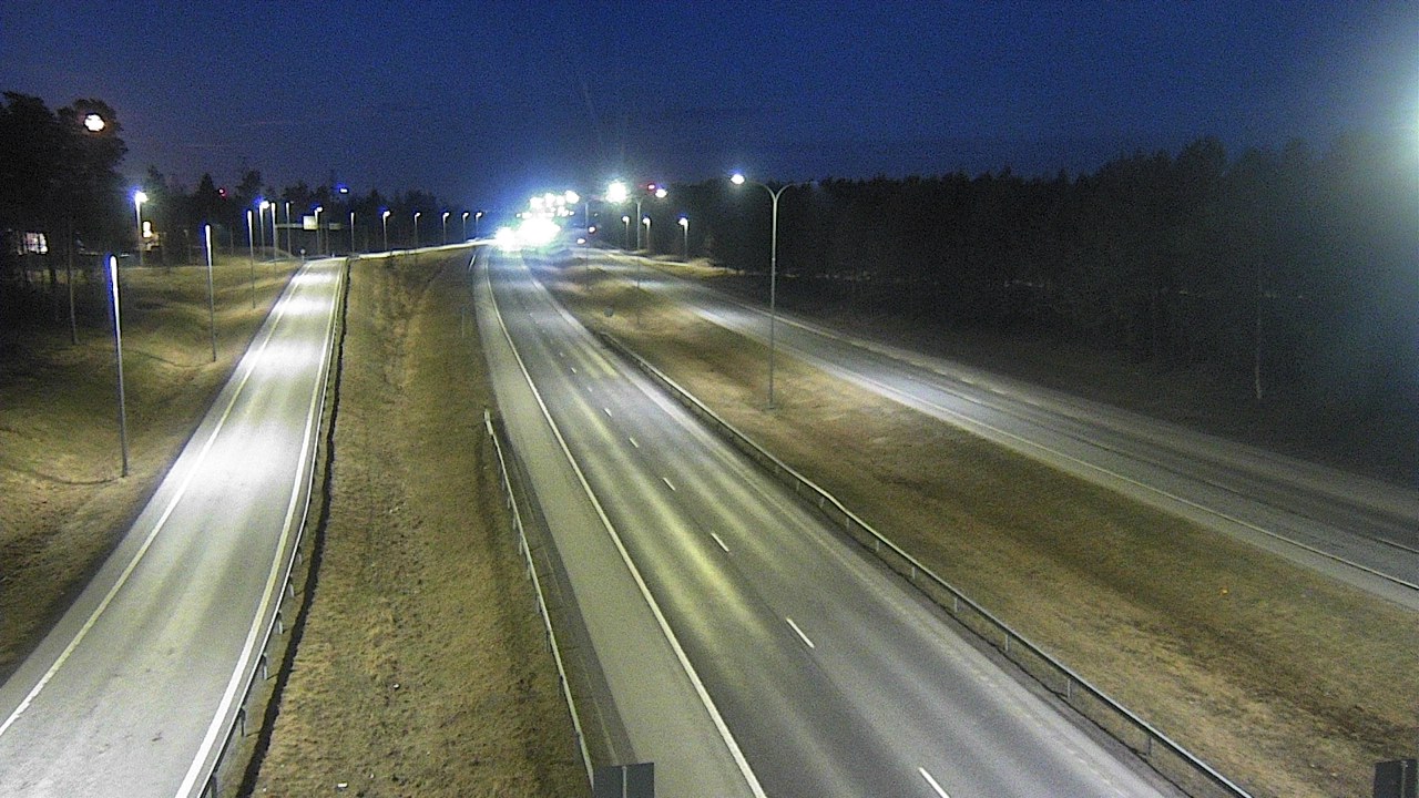 Weather Camera Image Väg 4 Oleåborg, Pateniemi, Oulu, Pohjois-Pohjanmaa