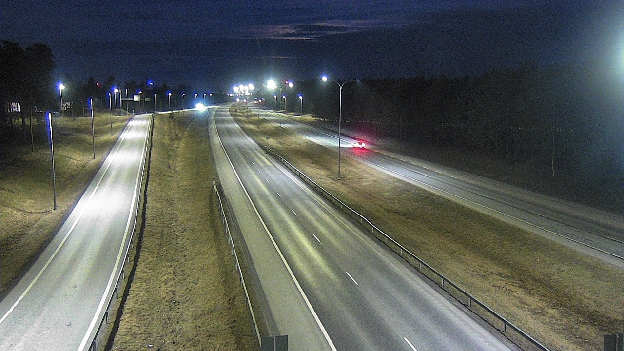 Weather Camera Image Väg 4 Oleåborg, Pateniemi, Oulu, Pohjois-Pohjanmaa