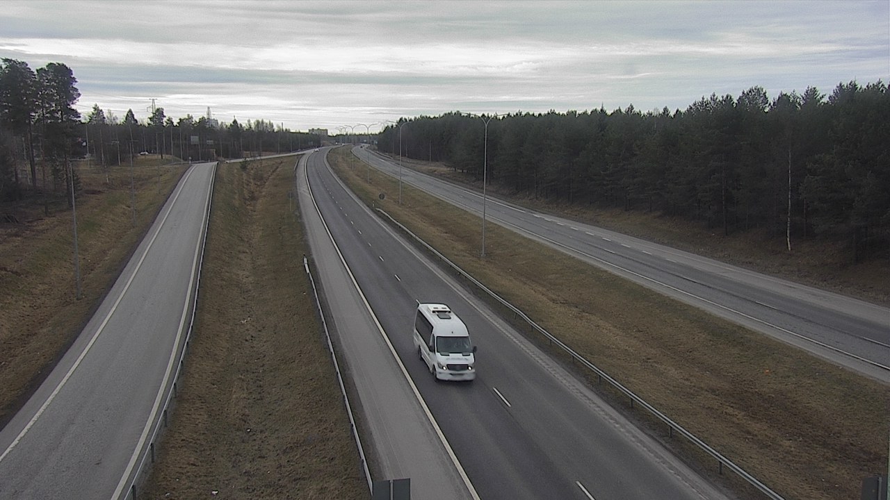 Weather Camera Image Road 4 Oulu, Pateniemi, Oulu, Pohjois-Pohjanmaa