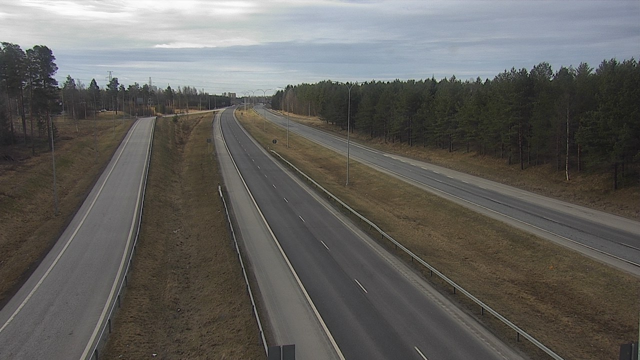 Weather Camera Image Road 4 Oulu, Pateniemi, Oulu, Pohjois-Pohjanmaa