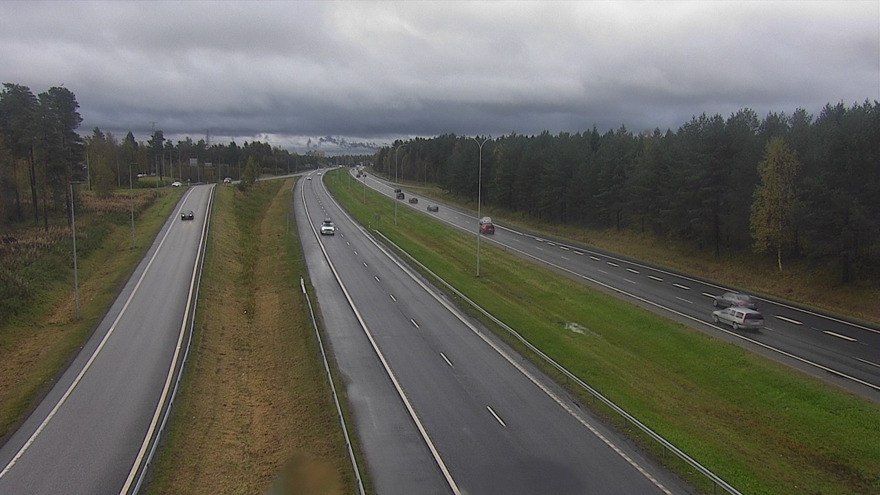 Weather Camera Image Väg 4 Oleåborg, Pateniemi, Oulu, Pohjois-Pohjanmaa