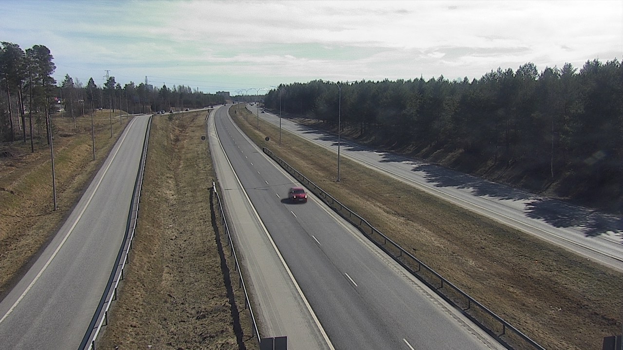 Weather Camera Image Väg 4 Oleåborg, Pateniemi, Oulu, Pohjois-Pohjanmaa