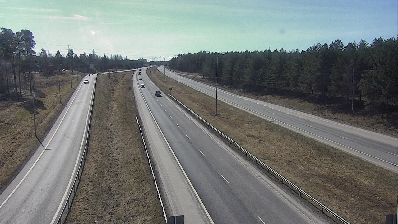 Weather Camera Image Väg 4 Oleåborg, Pateniemi, Oulu, Pohjois-Pohjanmaa
