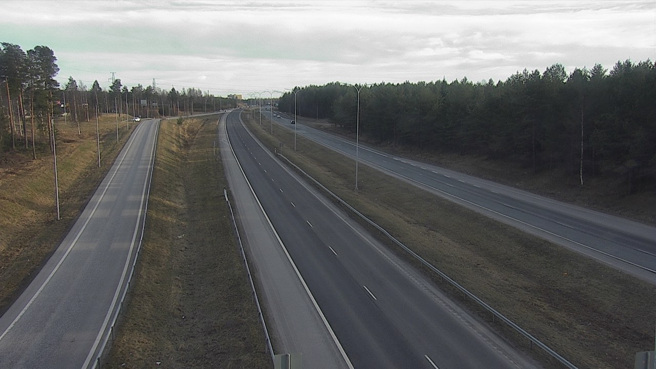 Weather Camera Image Väg 4 Oleåborg, Pateniemi, Oulu, Pohjois-Pohjanmaa