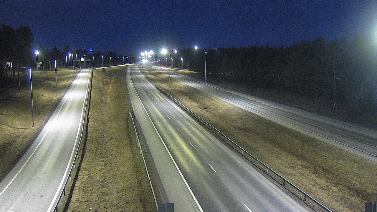 Weather Camera Image Väg 4 Oleåborg, Pateniemi, Oulu, Pohjois-Pohjanmaa