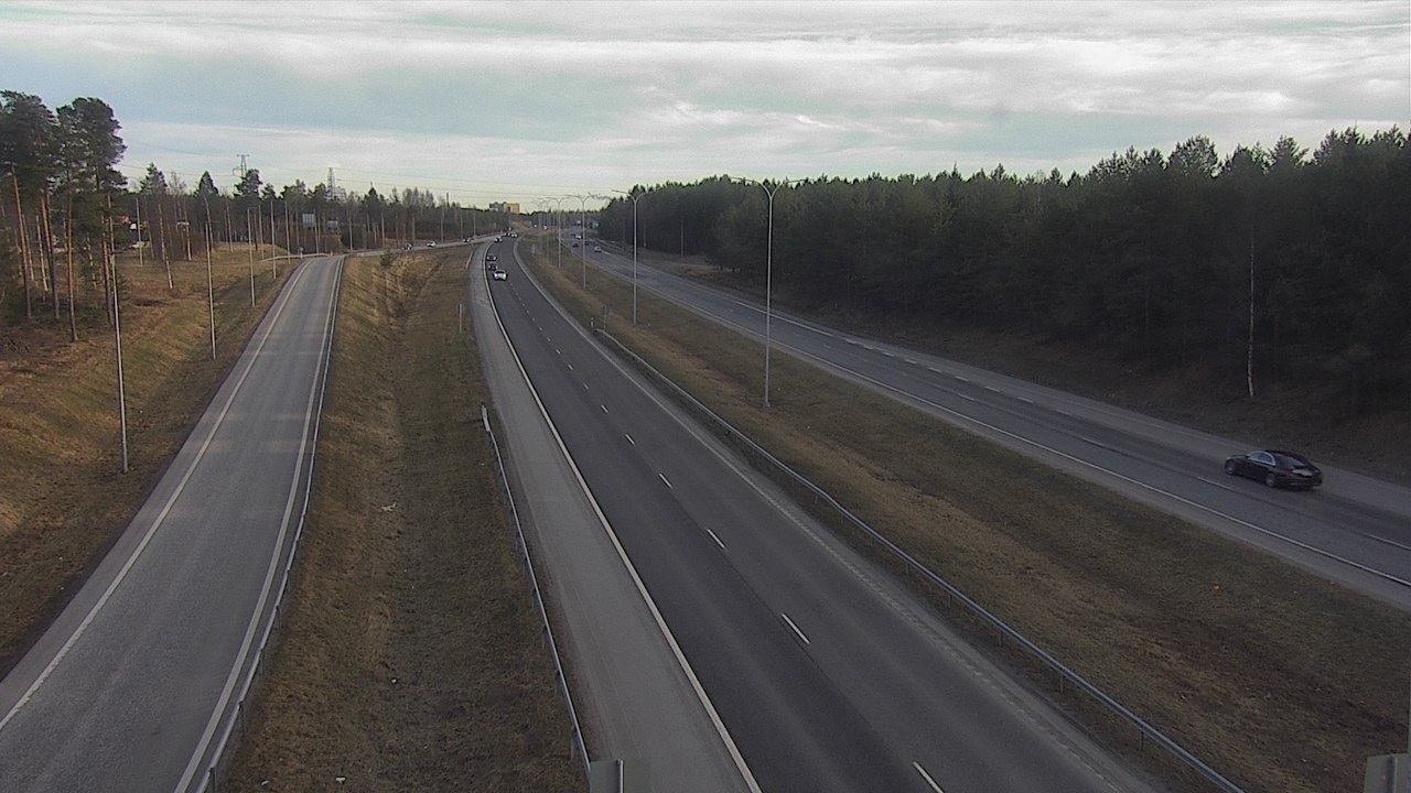 Weather Camera Image Väg 4 Oleåborg, Pateniemi, Oulu, Pohjois-Pohjanmaa