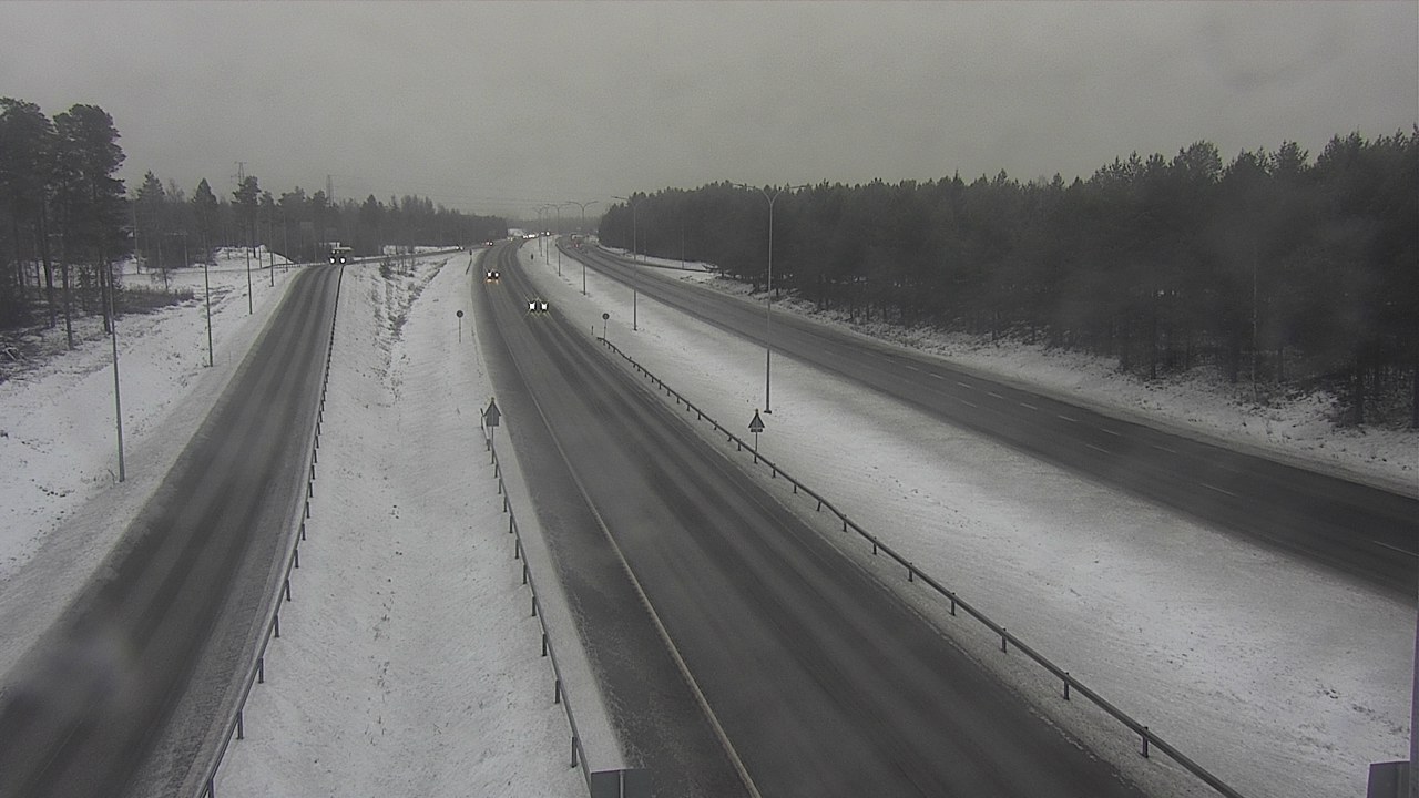 Weather Camera Image Väg 4 Oleåborg, Pateniemi, Oulu, Pohjois-Pohjanmaa