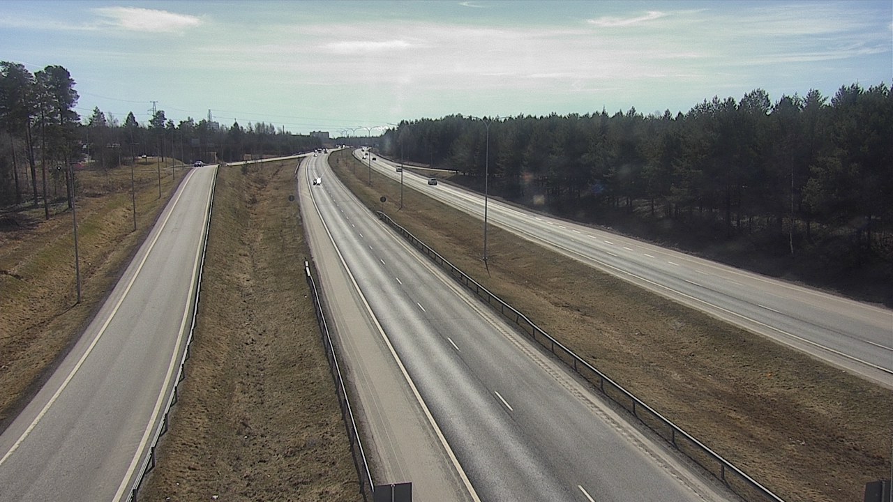 Weather Camera Image Väg 4 Oleåborg, Pateniemi, Oulu, Pohjois-Pohjanmaa