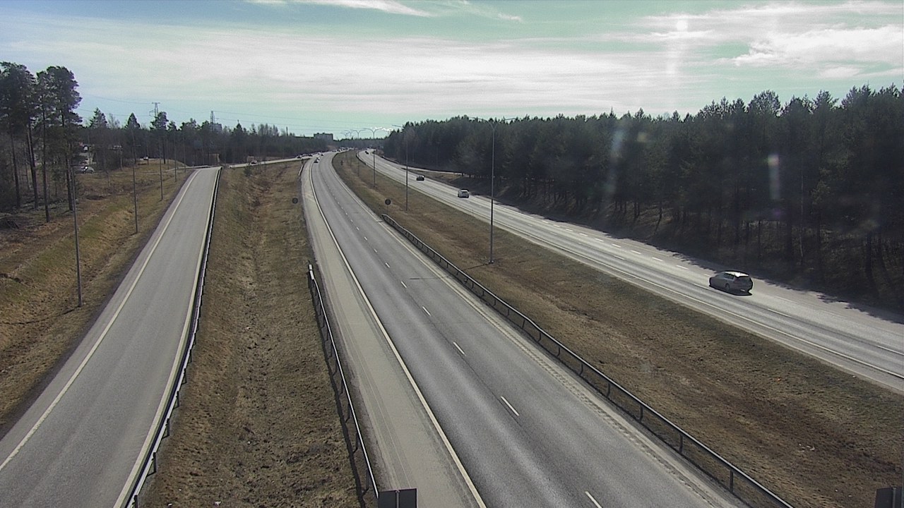 Weather Camera Image Väg 4 Oleåborg, Pateniemi, Oulu, Pohjois-Pohjanmaa