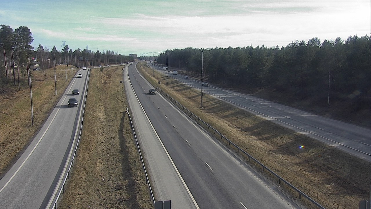 Weather Camera Image Väg 4 Oleåborg, Pateniemi, Oulu, Pohjois-Pohjanmaa