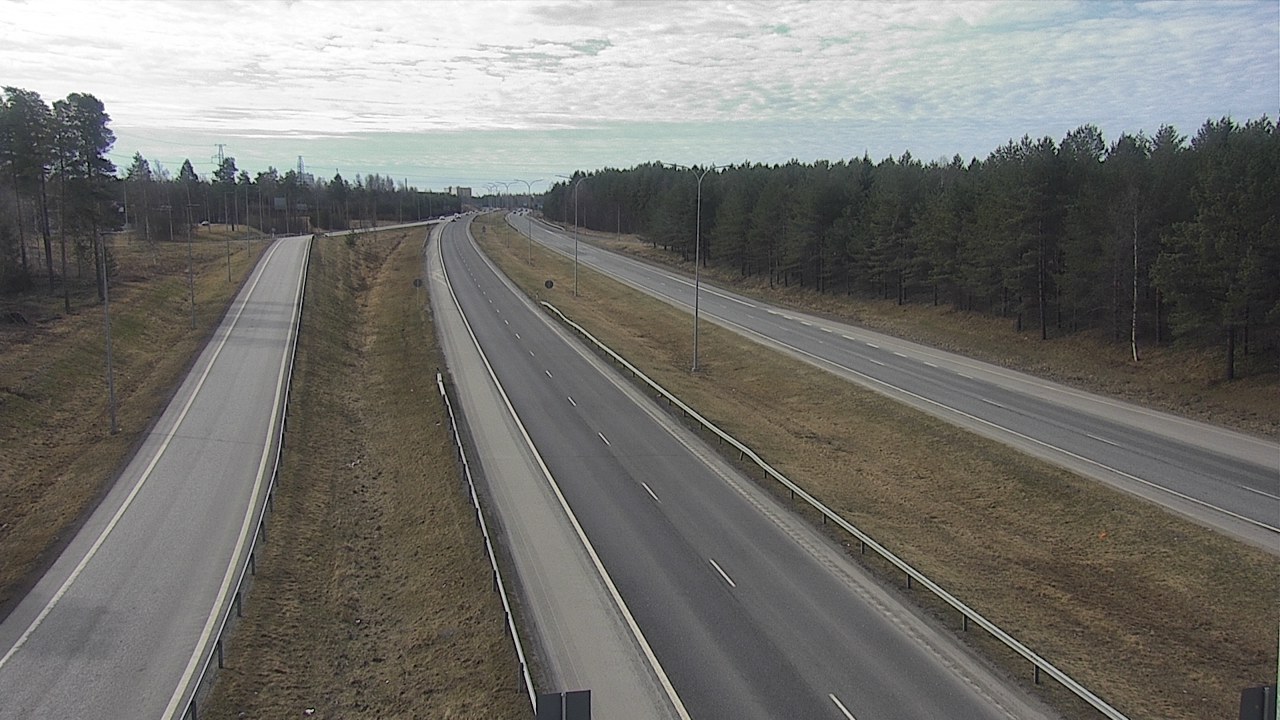 Weather Camera Image Road 4 Oulu, Pateniemi, Oulu, Pohjois-Pohjanmaa