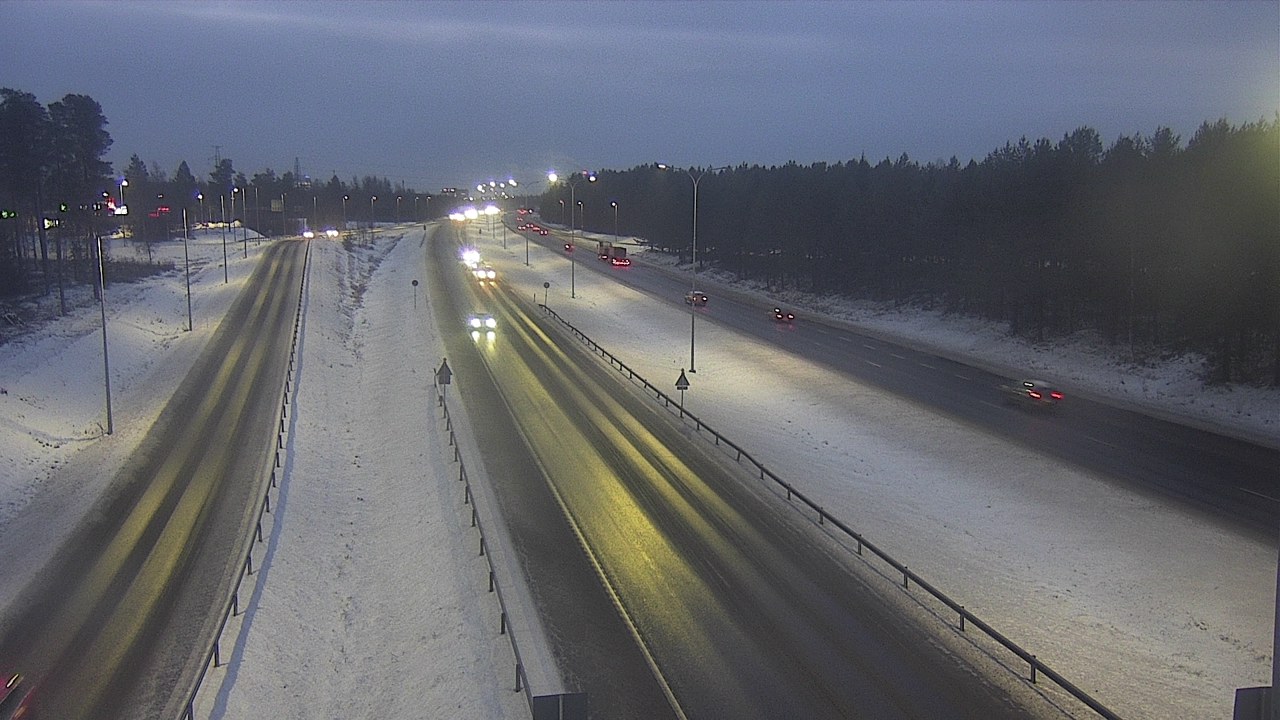 Weather Camera Image Road 4 Oulu, Pateniemi, Oulu, Pohjois-Pohjanmaa