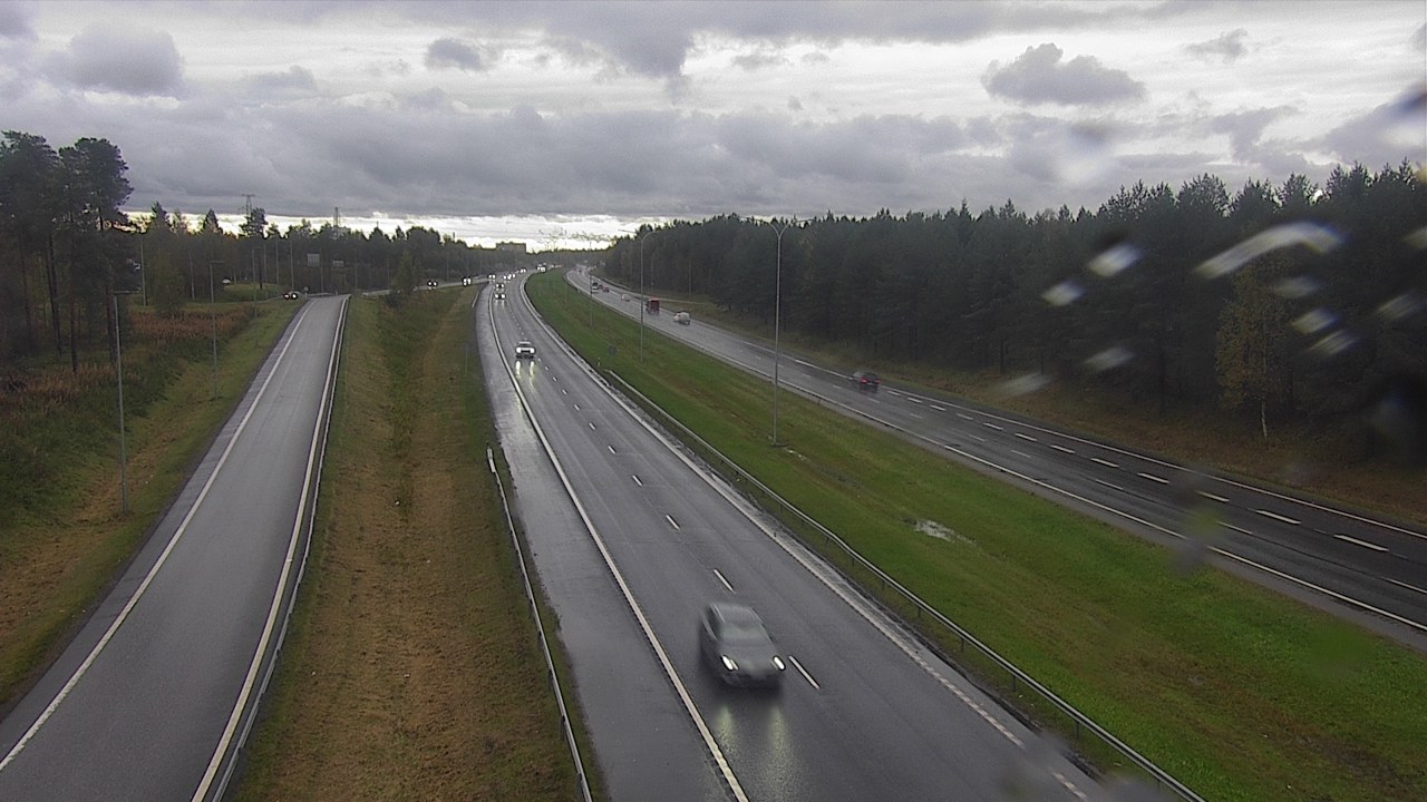 Weather Camera Image Väg 4 Oleåborg, Pateniemi, Oulu, Pohjois-Pohjanmaa