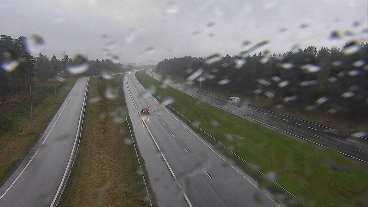 Weather Camera Image Väg 4 Oleåborg, Pateniemi, Oulu, Pohjois-Pohjanmaa