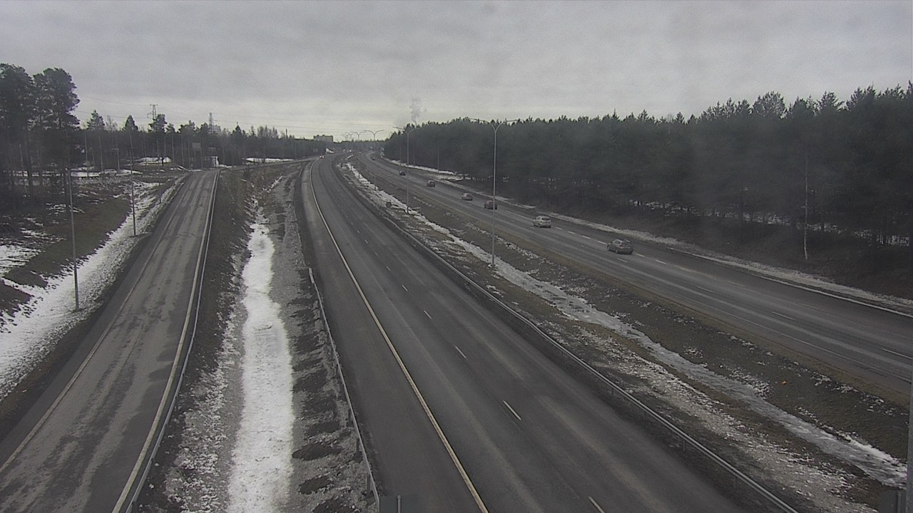 Weather Camera Image Väg 4 Oleåborg, Pateniemi, Oulu, Pohjois-Pohjanmaa