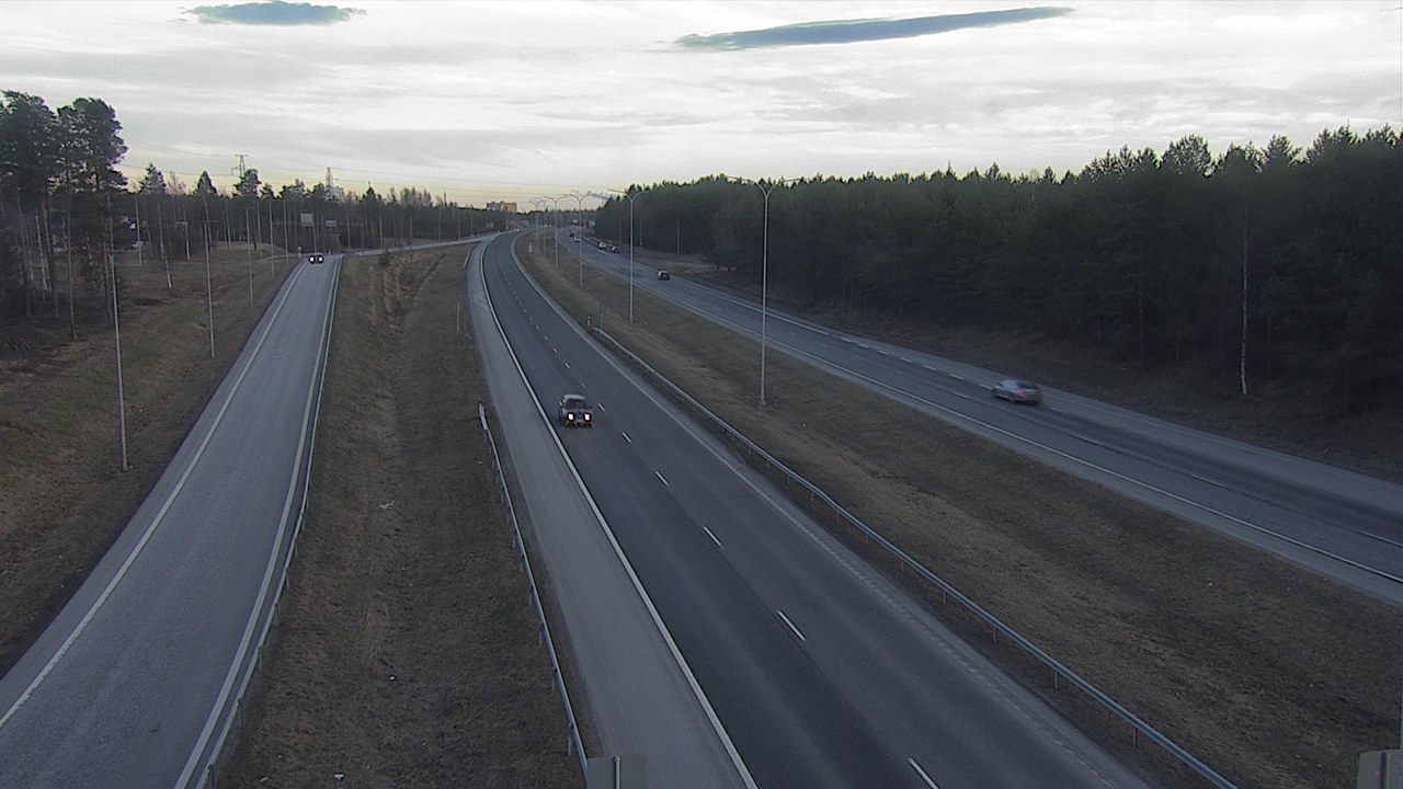 Weather Camera Image Väg 4 Oleåborg, Pateniemi, Oulu, Pohjois-Pohjanmaa