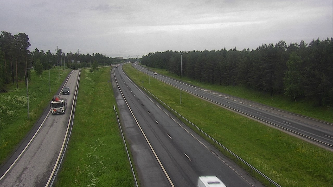 Weather Camera Image Väg 4 Oleåborg, Pateniemi, Oulu, Pohjois-Pohjanmaa