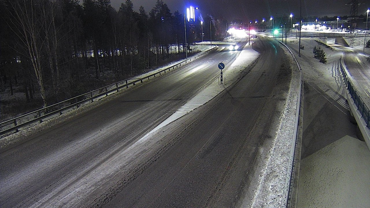 Weather Camera Image Väg 4 Oleåborg, Pateniemi, Oulu, Pohjois-Pohjanmaa