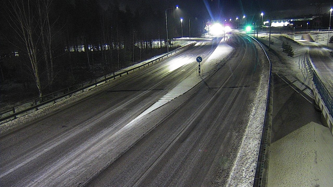 Weather Camera Image Väg 4 Oleåborg, Pateniemi, Oulu, Pohjois-Pohjanmaa