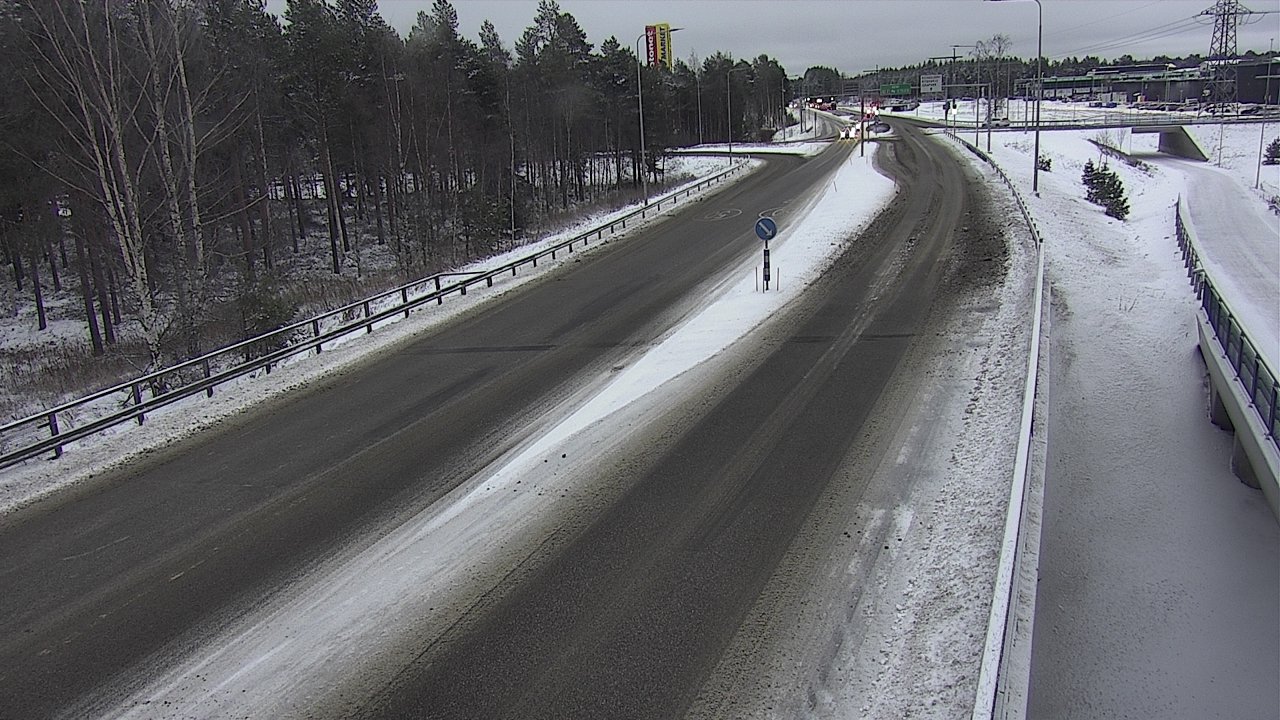 Weather Camera Image Väg 4 Oleåborg, Pateniemi, Oulu, Pohjois-Pohjanmaa