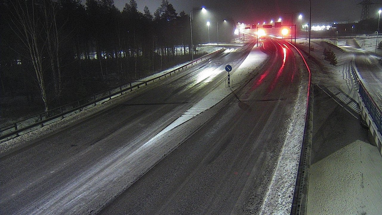 Weather Camera Image Väg 4 Oleåborg, Pateniemi, Oulu, Pohjois-Pohjanmaa