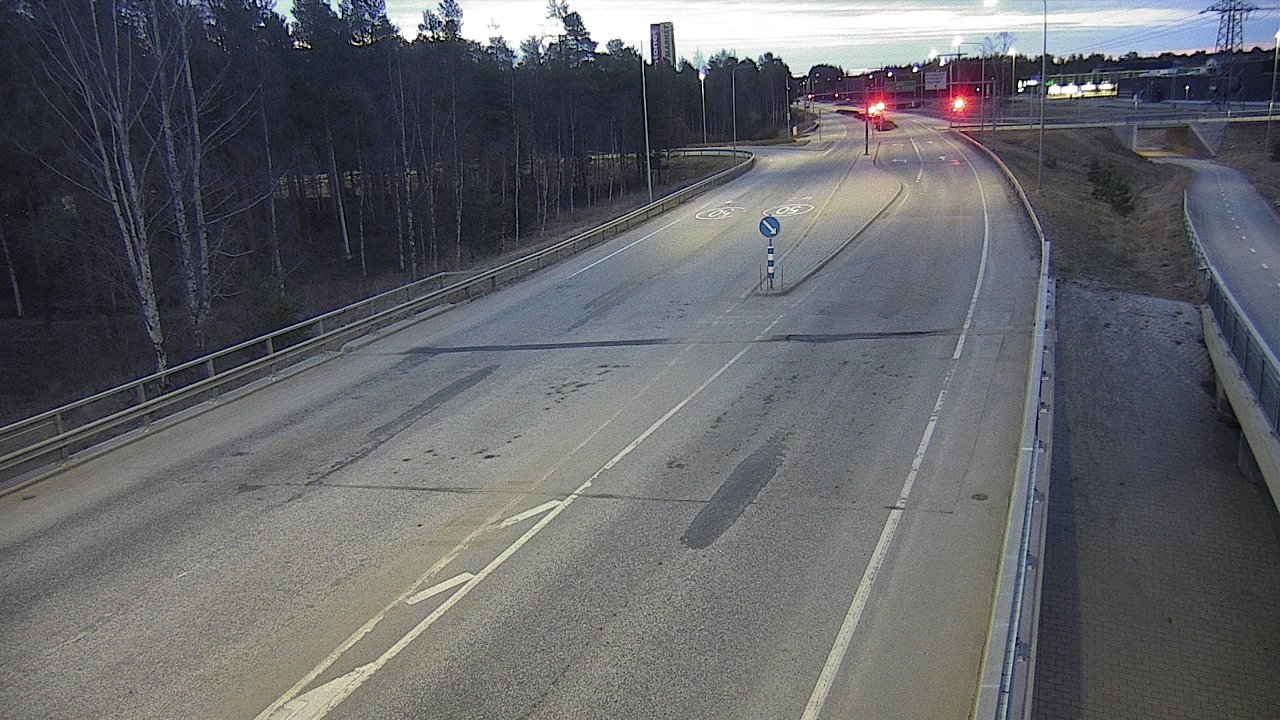 Weather Camera Image Road 4 Oulu, Pateniemi, Oulu, Pohjois-Pohjanmaa