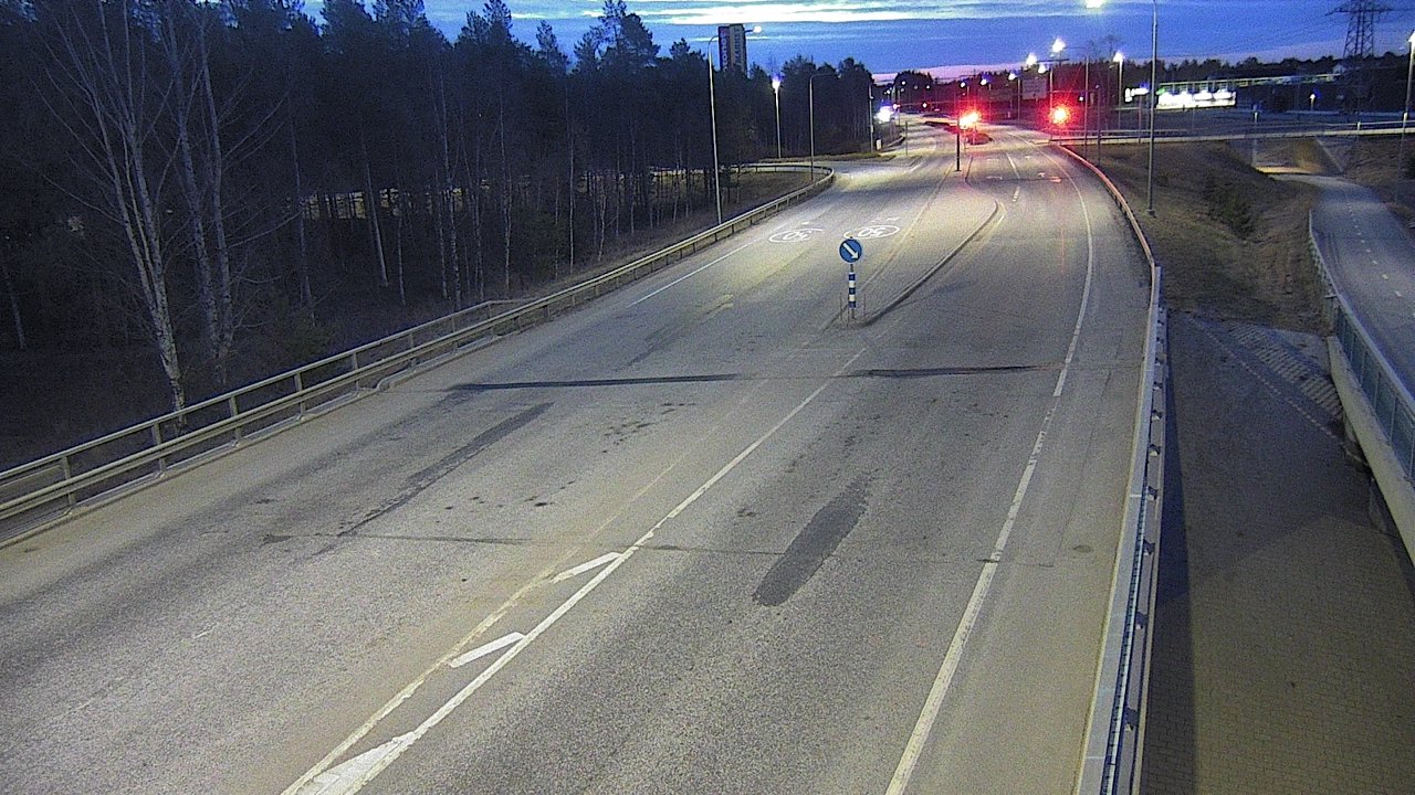 Weather Camera Image Väg 4 Oleåborg, Pateniemi, Oulu, Pohjois-Pohjanmaa