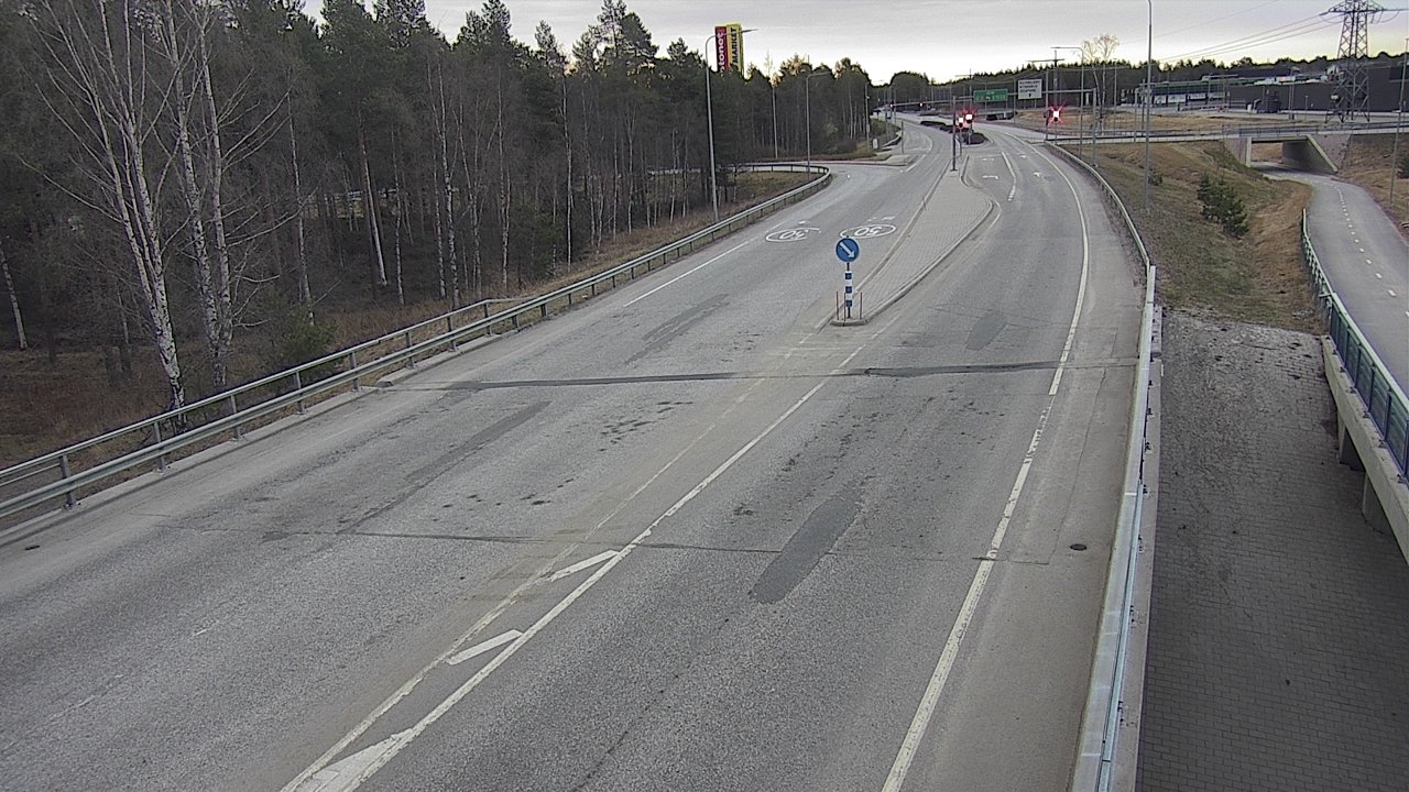 Weather Camera Image Väg 4 Oleåborg, Pateniemi, Oulu, Pohjois-Pohjanmaa