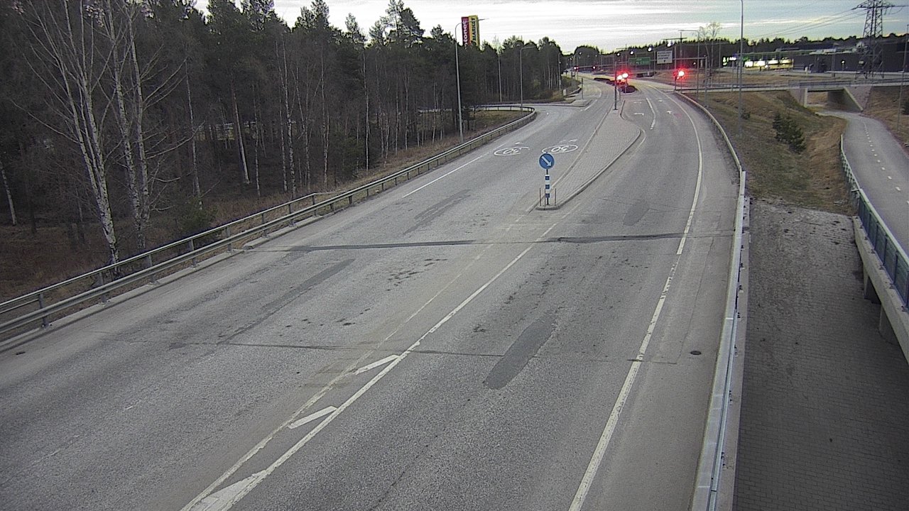 Weather Camera Image Road 4 Oulu, Pateniemi, Oulu, Pohjois-Pohjanmaa
